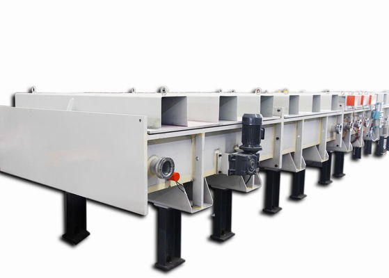 গুণ  Easy To Operate Vacuum Coating Machine with 0.1-5μm Coating Thickness and 10^-3 Pa Vacuum Degree for Aluminum Evaporation Coating কারখানা